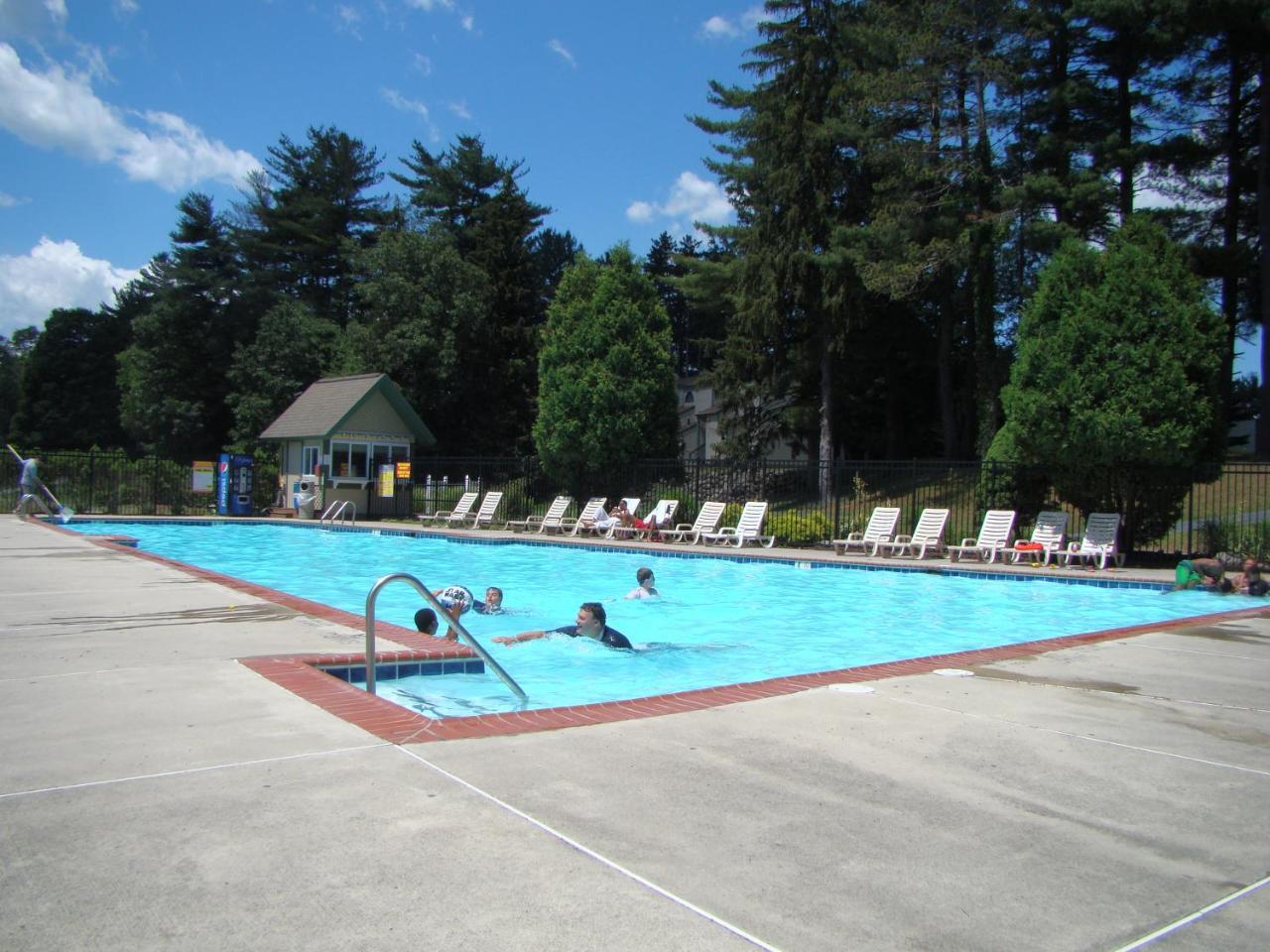 Pocono Mountain By Exploria 3* East Stroudsburg